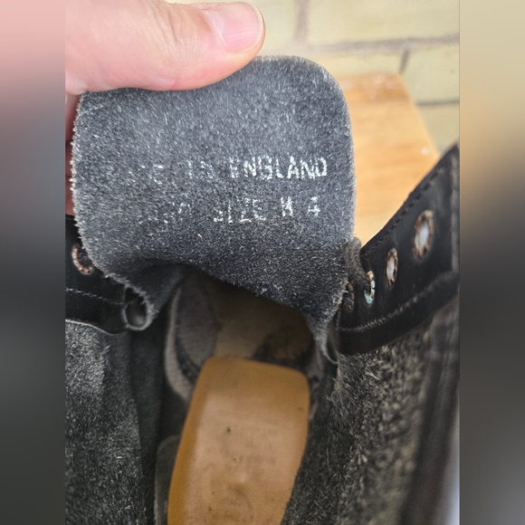 Vintage Made in England Dr. Martens - Picture 7 of 12